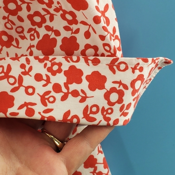 Talbots red and white flower button up top - Picture 5 of 13